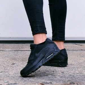Black nike air max 90
